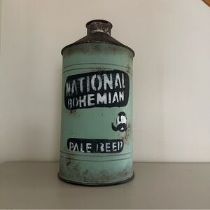 DecMode Farmhouse Rustic Distressed Metal graphic Vintage Beer Can Vase